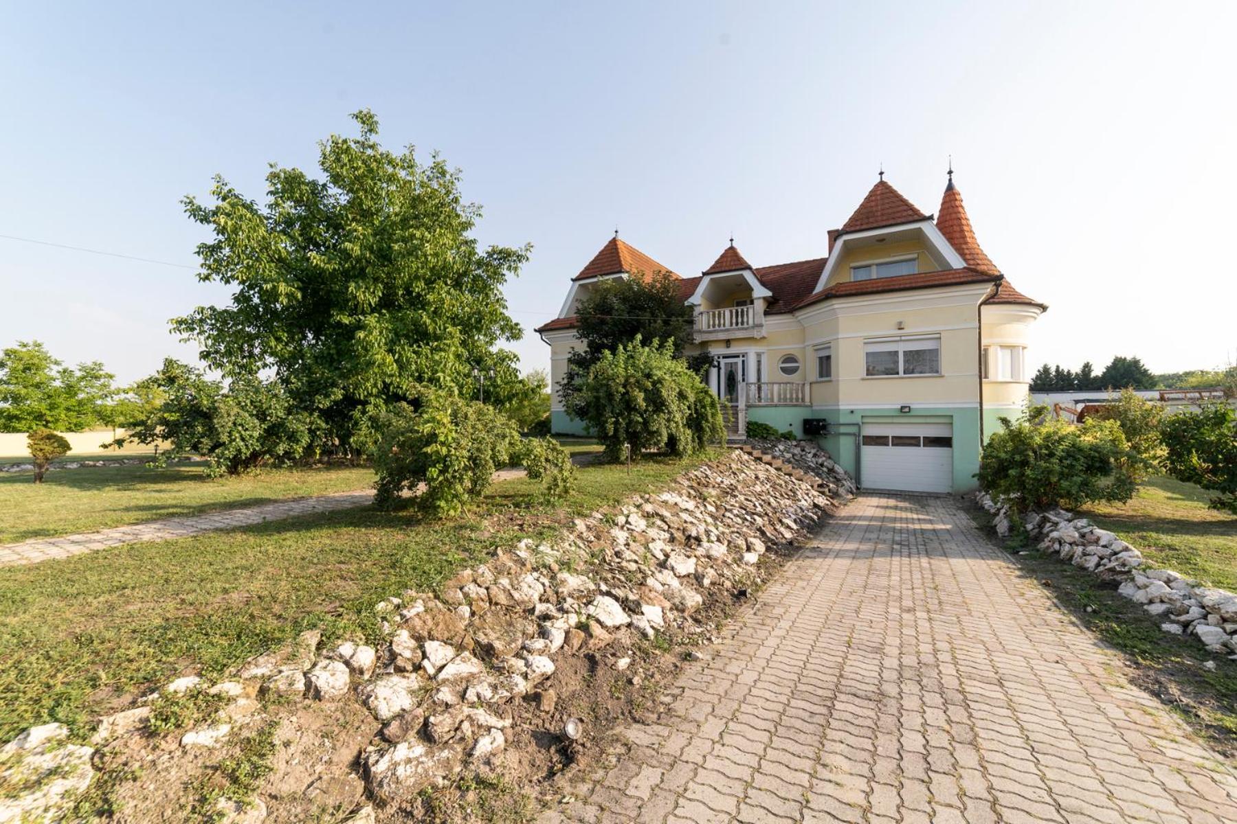 Elite Boutique Villa Oerkeny Orkeny Ngoại thất bức ảnh